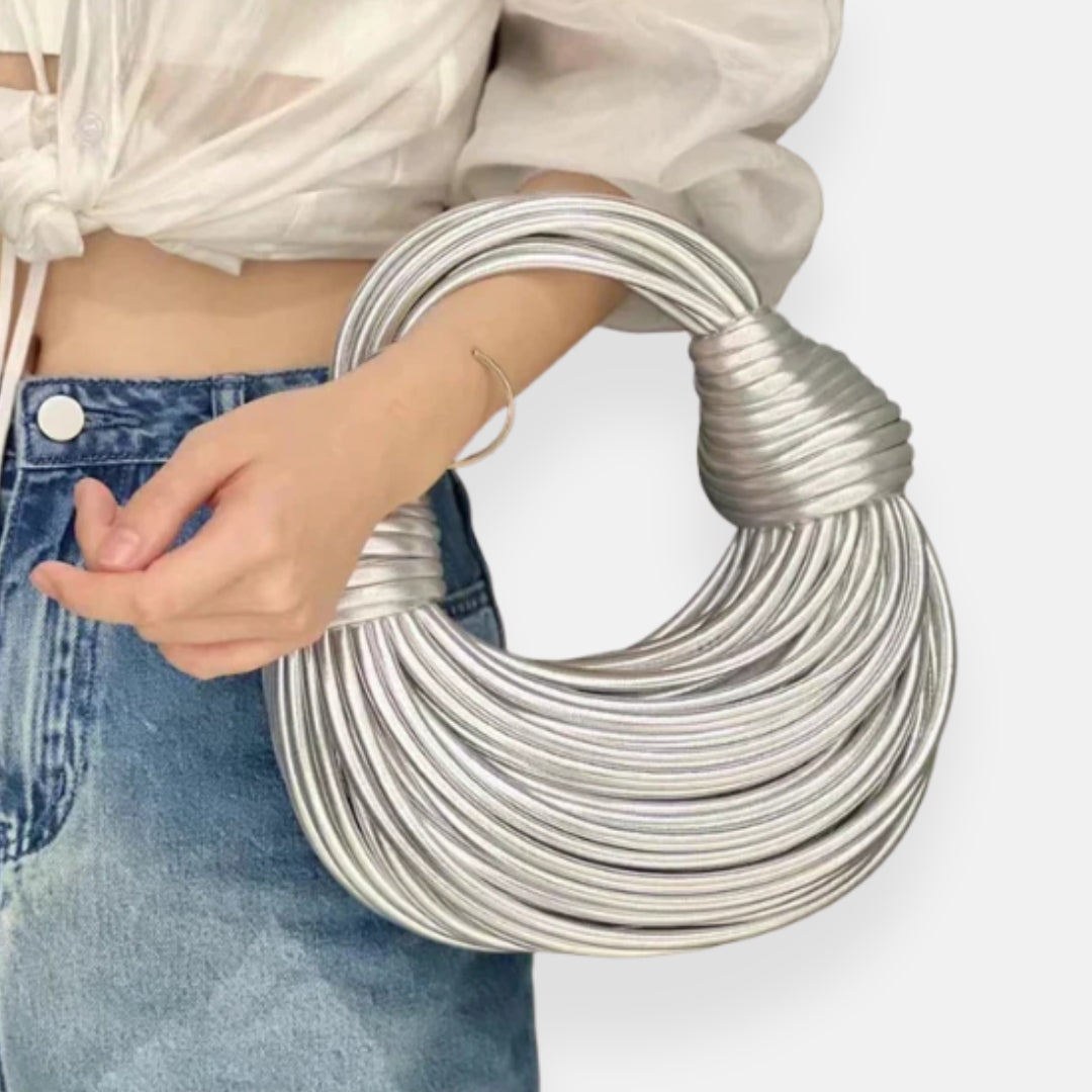 Olympe | Sac à main doré sculptural