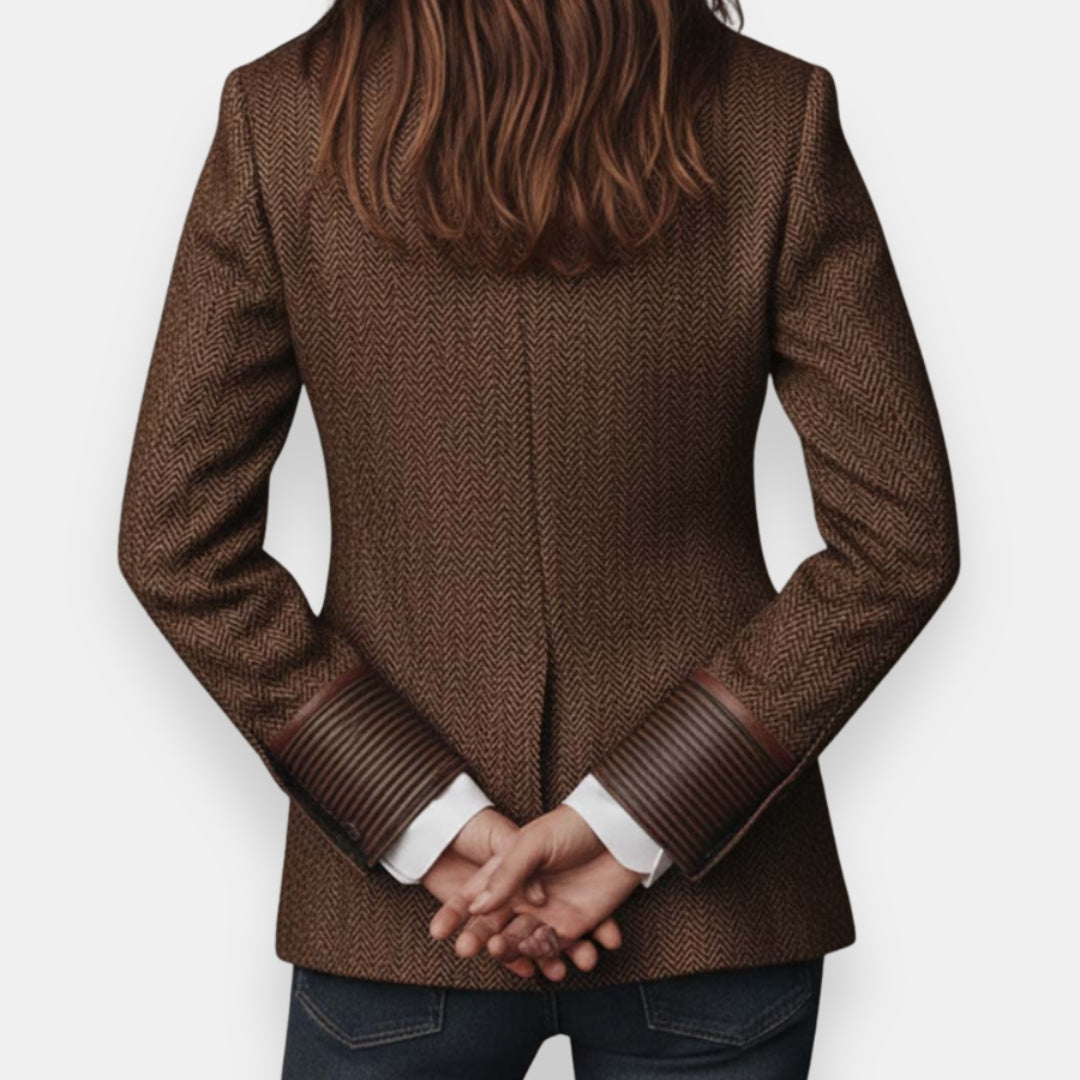 Uxue | Veste à Chevrons et Revers Brodés