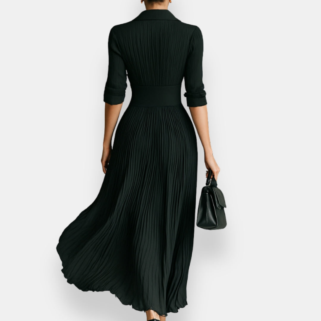 Kaëlvine | Robe plissée ceinture dorée