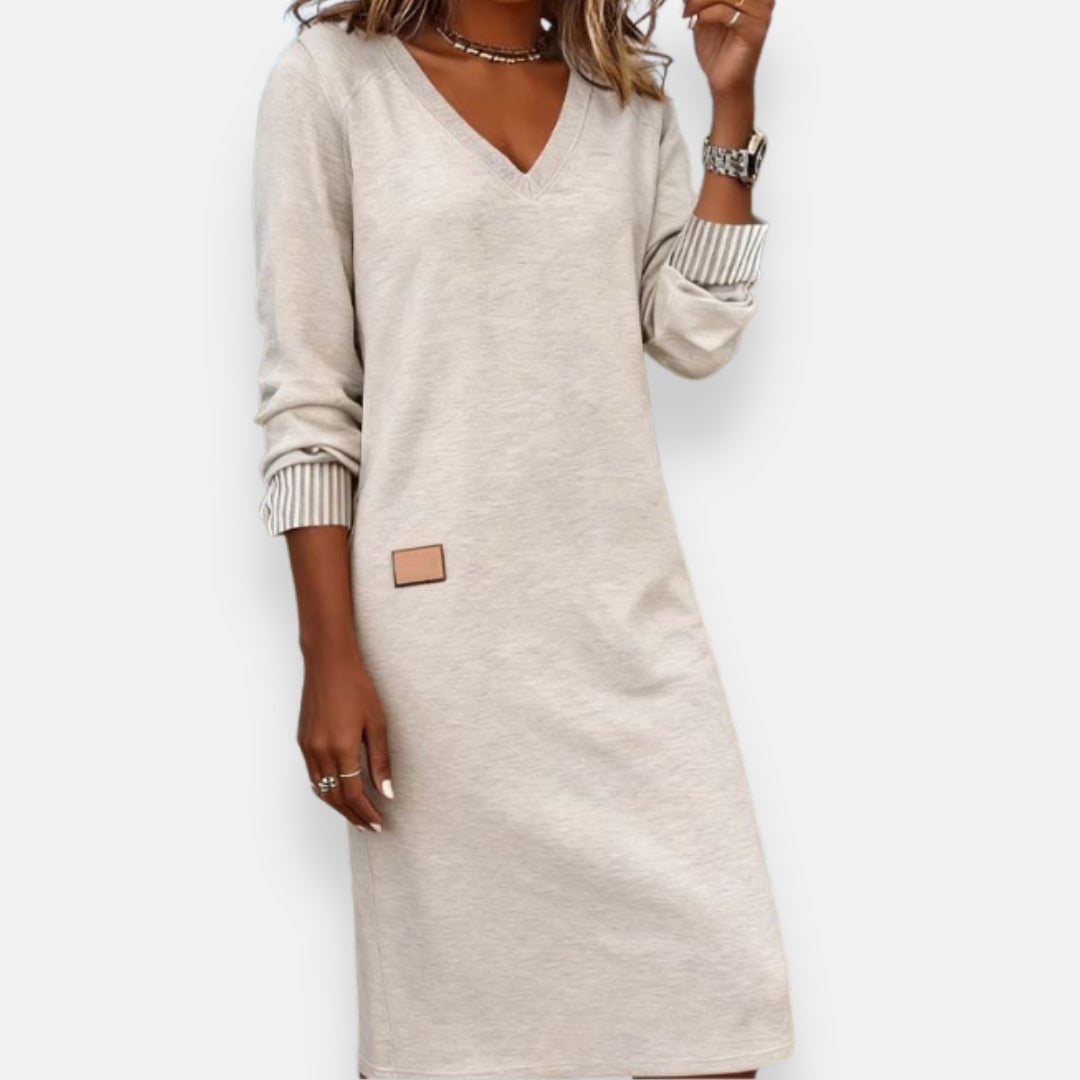 Éléoria | Robe pull à col en V