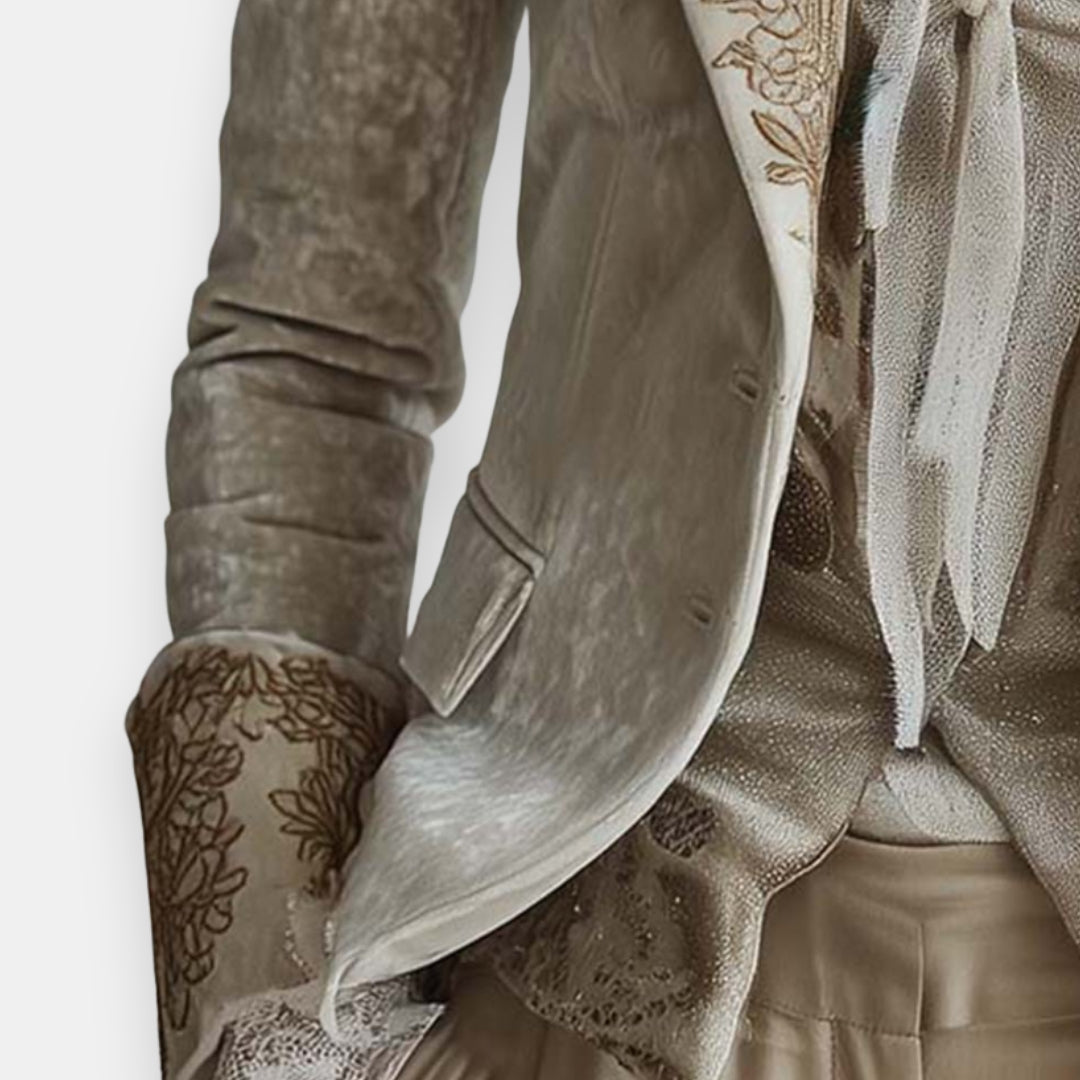 Alwena | Veste en Velours Ivoire Brodée d'Or