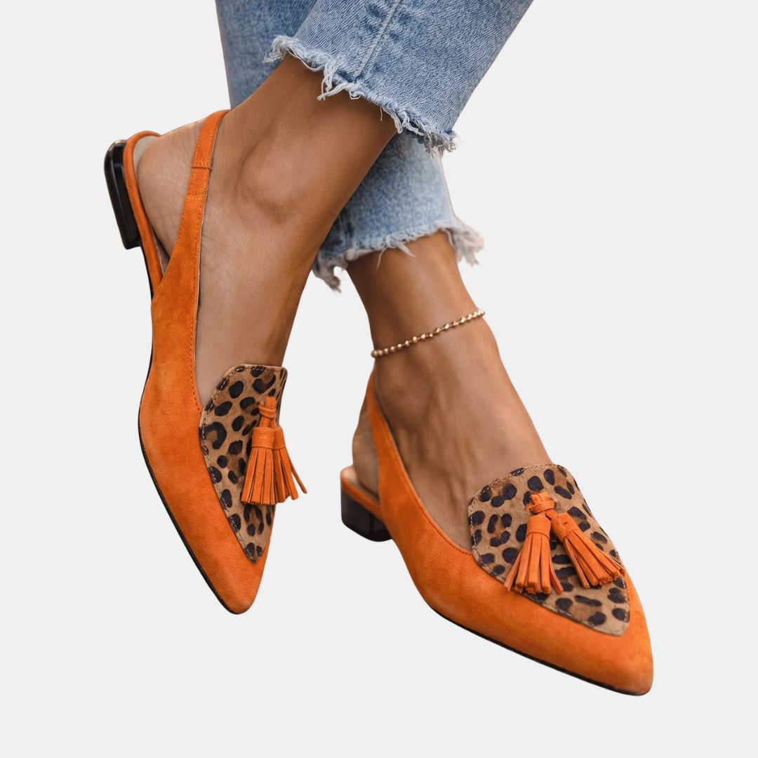 Villanelle | Ballerines slingback à pompon