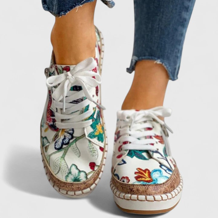 Ilévraine | Sneakers compensées florales