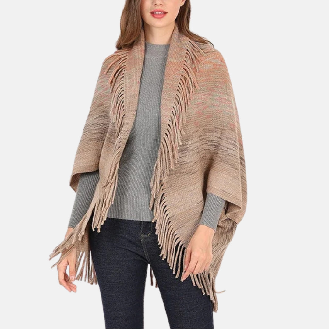 Ysmera | Poncho à franges en maille douce