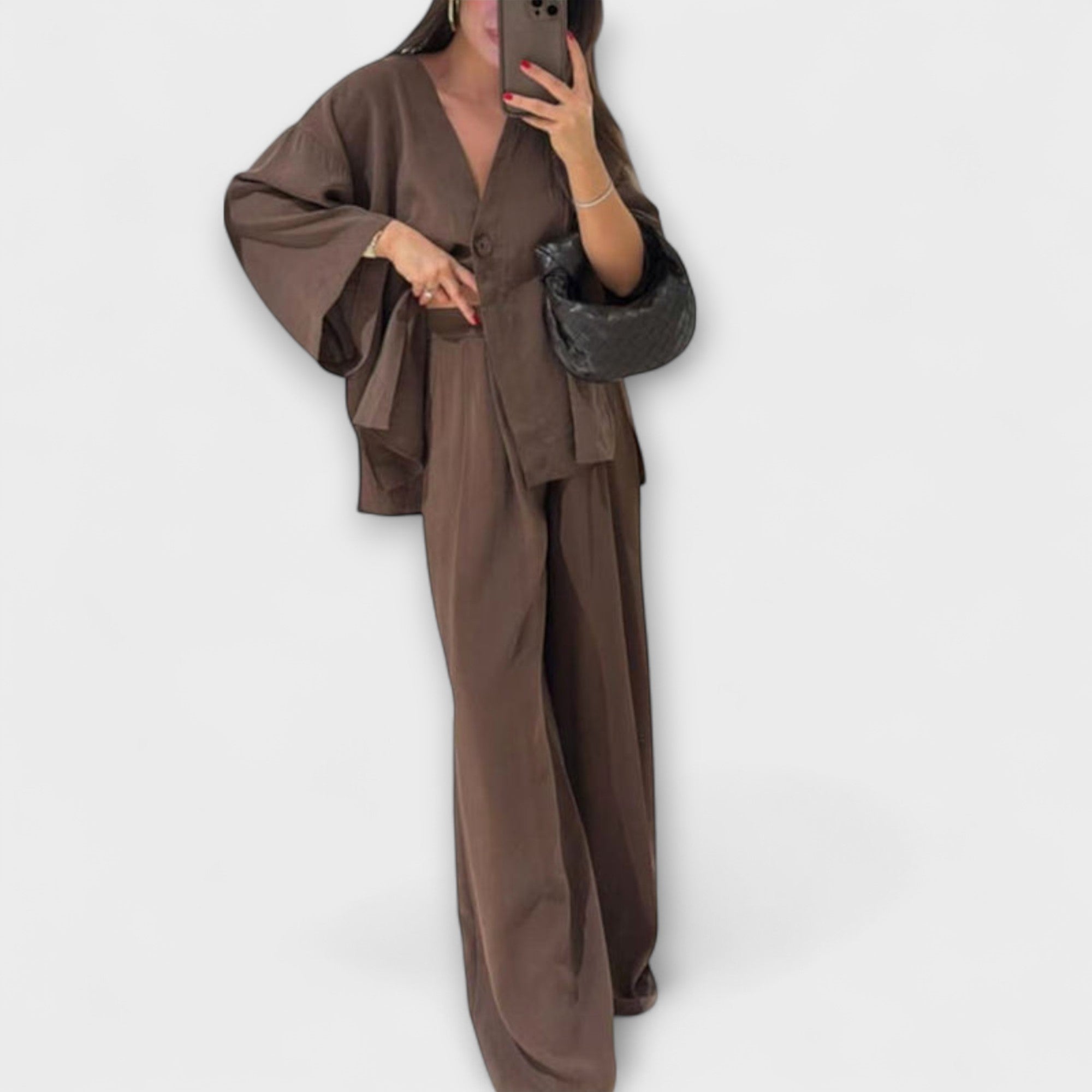 Jacqueline | Ensemble décontracté Top V et Pantalon