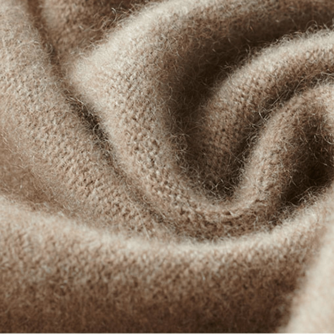 Avenise | Cardigan drapé en maille douce